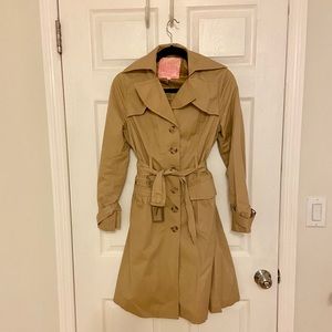 Trench coat